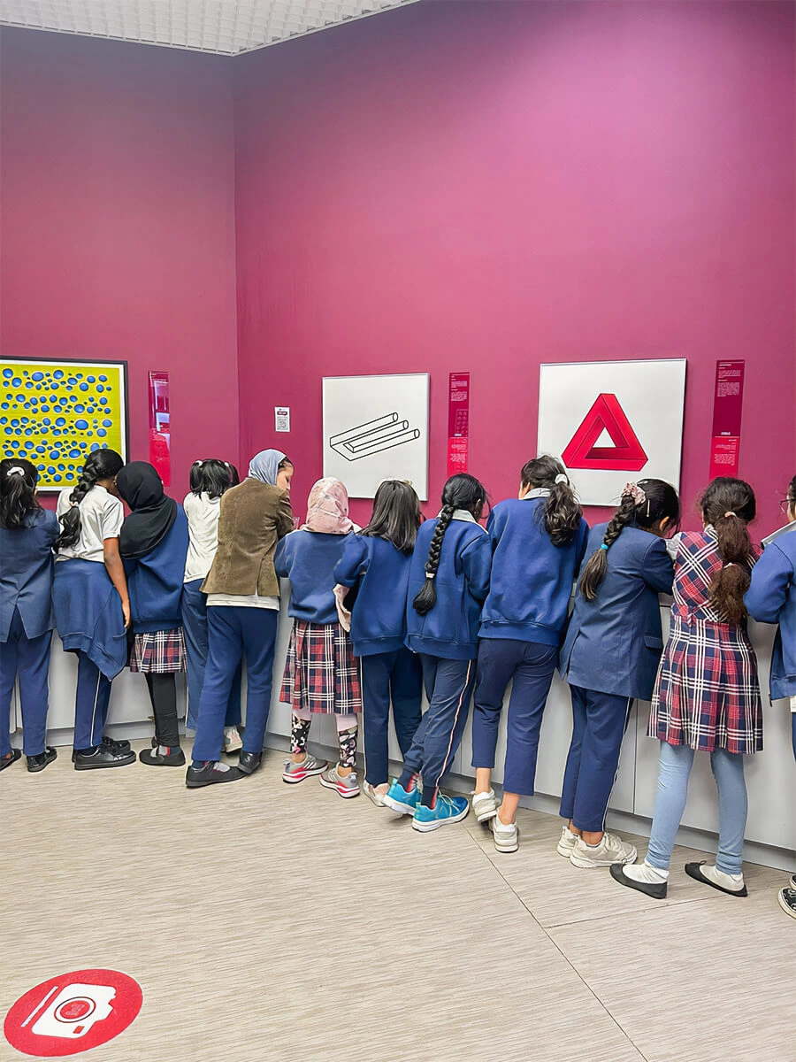 school trip group visits gallery2 moi doha 900×1200