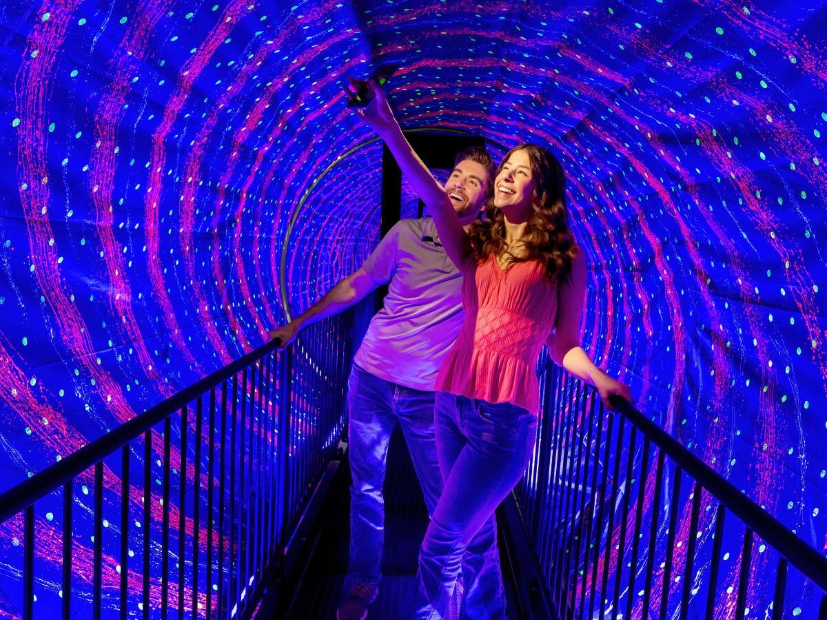 about us video poster about us doha qatar 1200×900