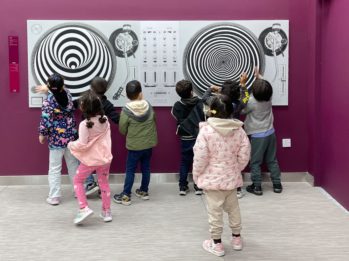school visits gallery2 before the visit moi doha 1200×900